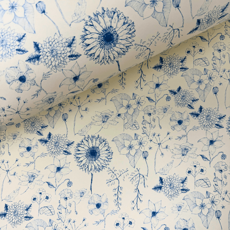 Carta decorata botanica con fiori blu